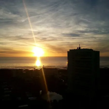 Frische Brise Wagner * كوكسهافن